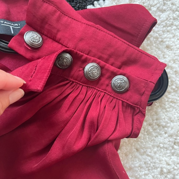 Tahari Sleeveless blouse - Picture 3 of 5